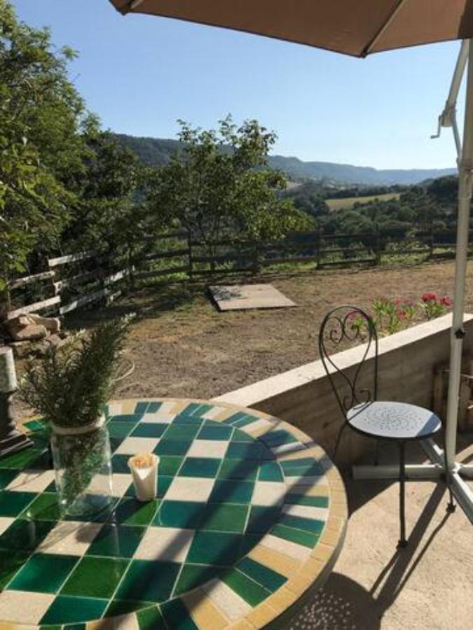Petite Maison Pleine Nature La Bastide-Pradines Exteriér fotografie