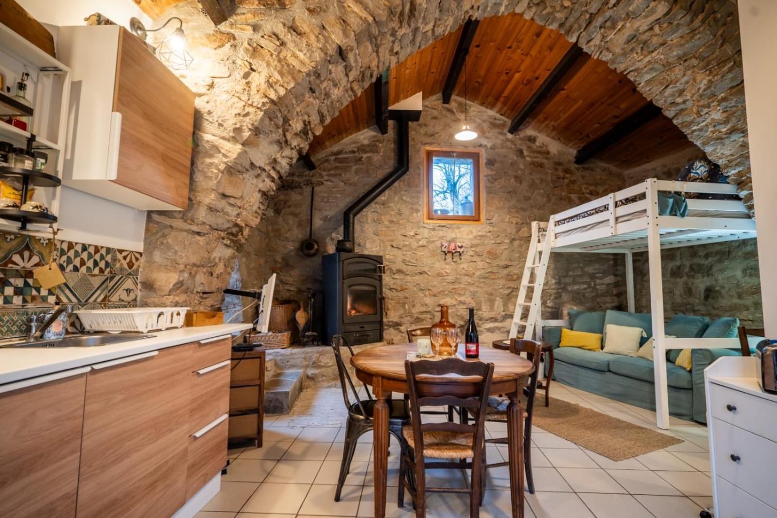 Petite Maison Pleine Nature La Bastide-Pradines Exteriér fotografie